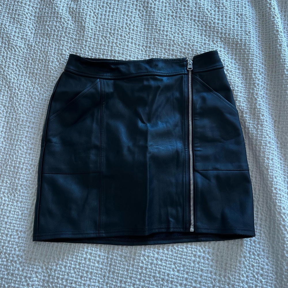 Express faux leather zipper skirt